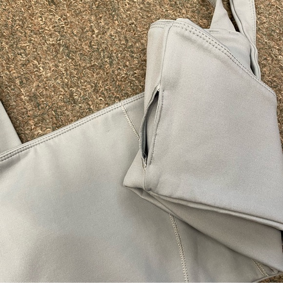 VUORI Women’s Evolve Square Neck Sports BRA Padded - Pool Blue Size XXL 2XL - Picture 3 of 6